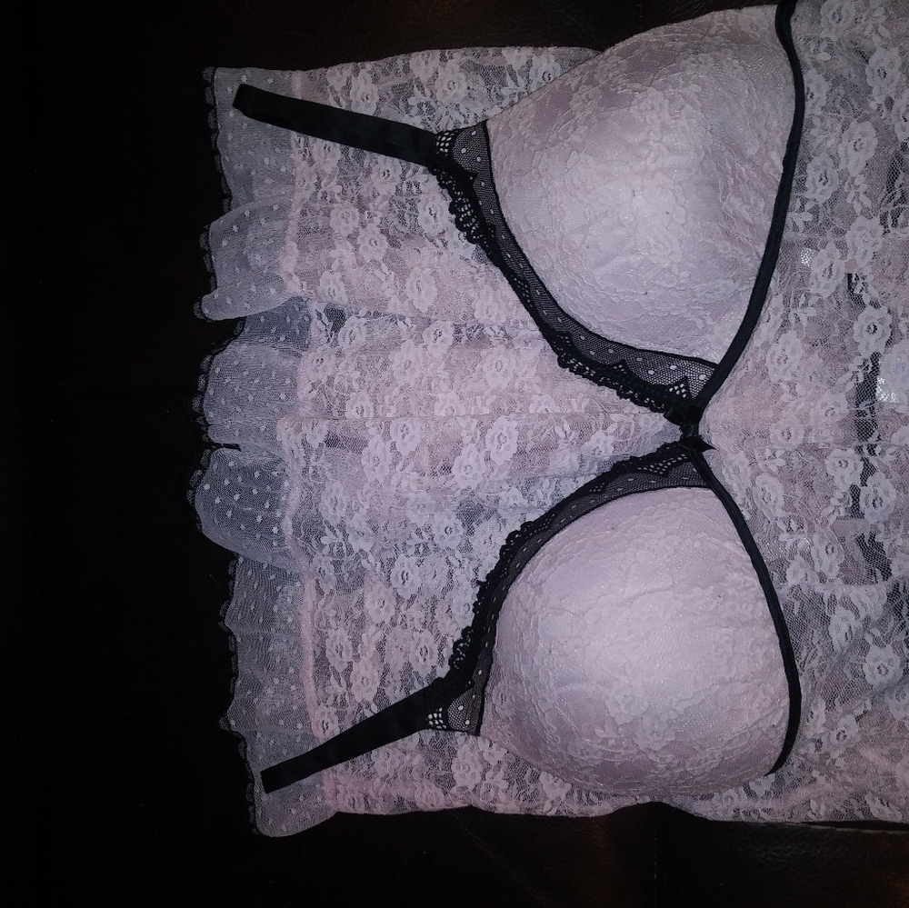 Wire free night gown